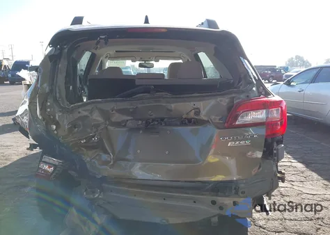 2016 Subaru Outback 2.5I Premium из США, поврежденный, VIN 4S4BSAHC1G3334372